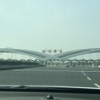 默默的