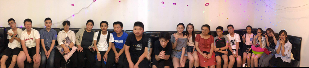 这种图片如何用Photoshop消除拍摄的重影？