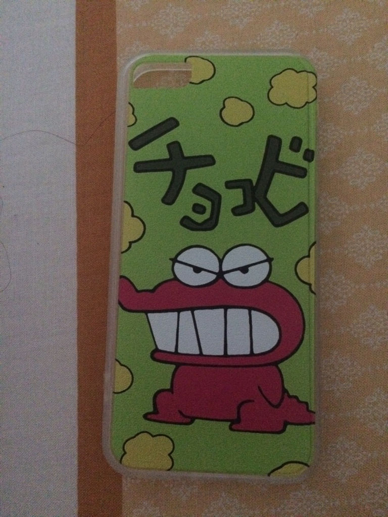 请大神们帮帮忙把图片里的手机壳p成剪开的样子