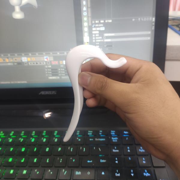 如图这种模型用C4D应该怎么建？