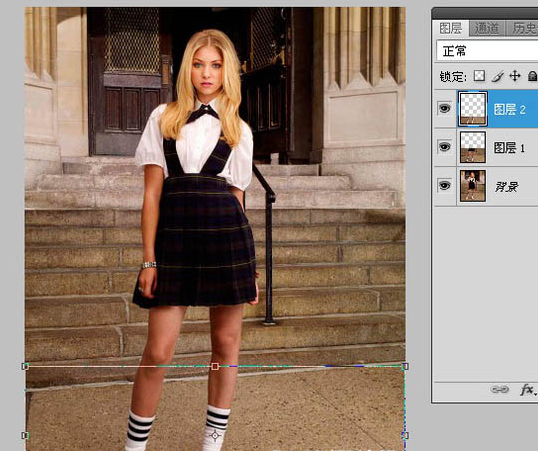 怎样在PS中进行人物的瘦腿操作?Photoshop中