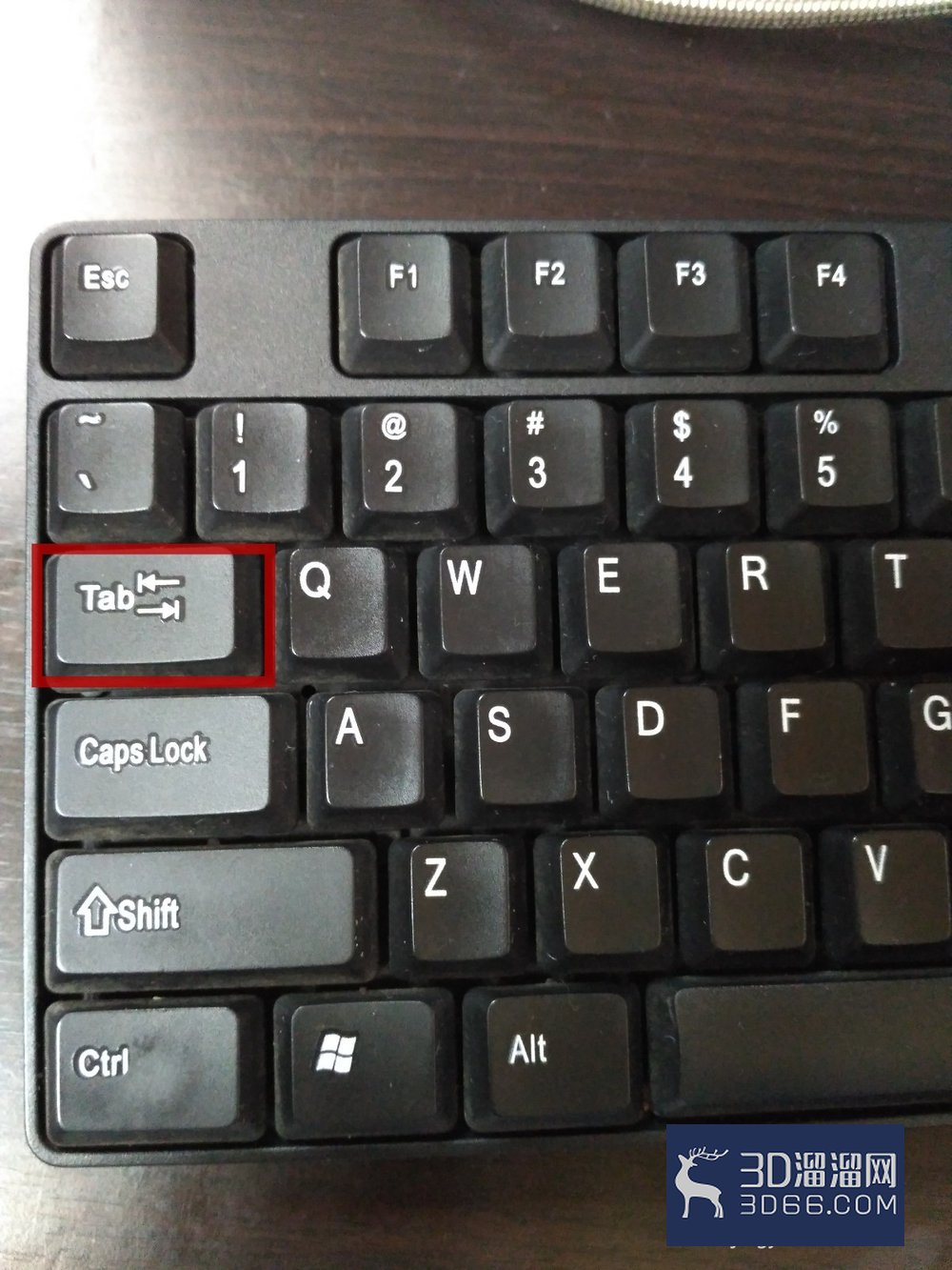 AutoCAD怎样通过输入长度和角度来画直线？